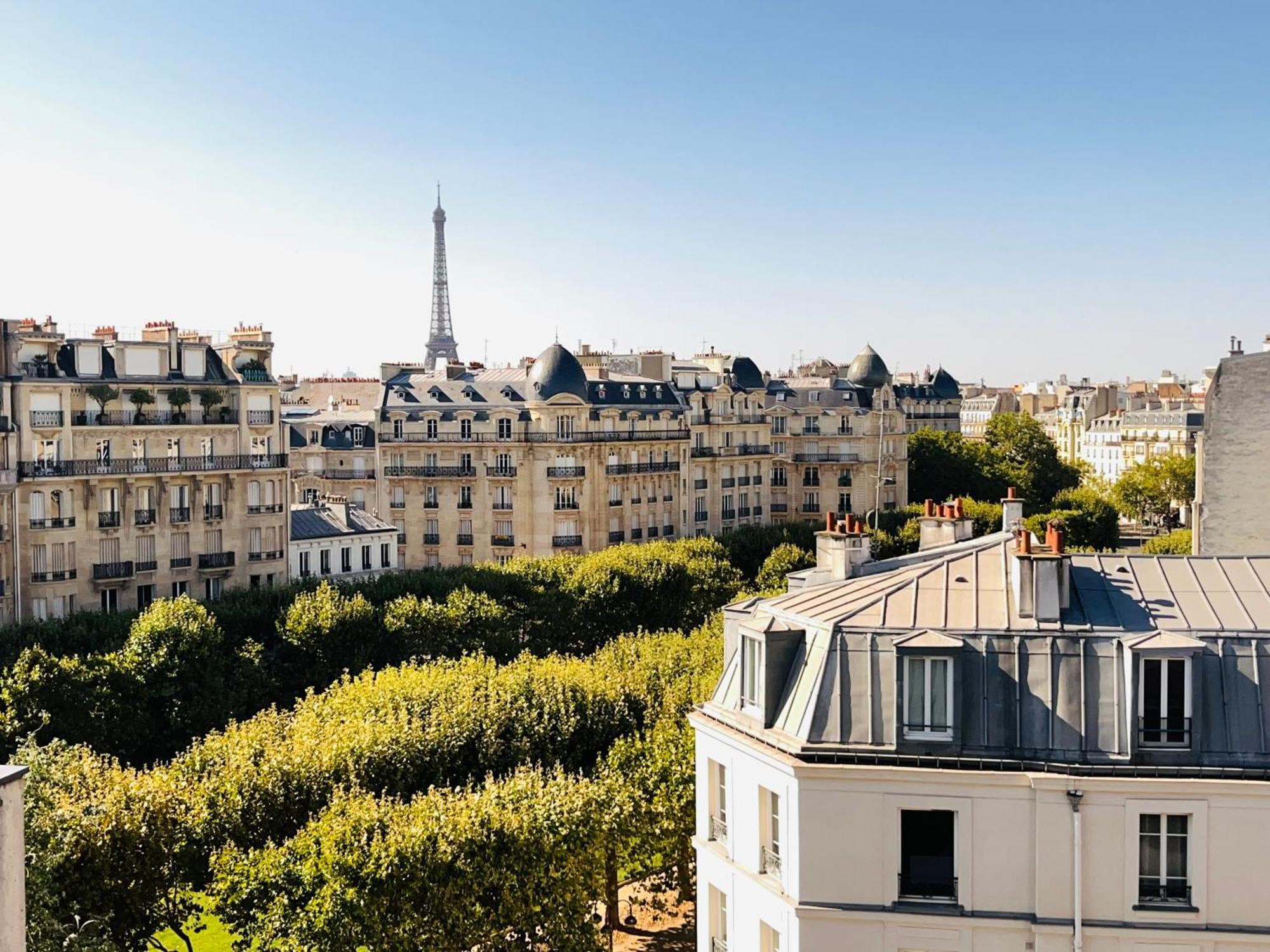 Parisian Elegance With Eiffel Tower View Appartement Paris